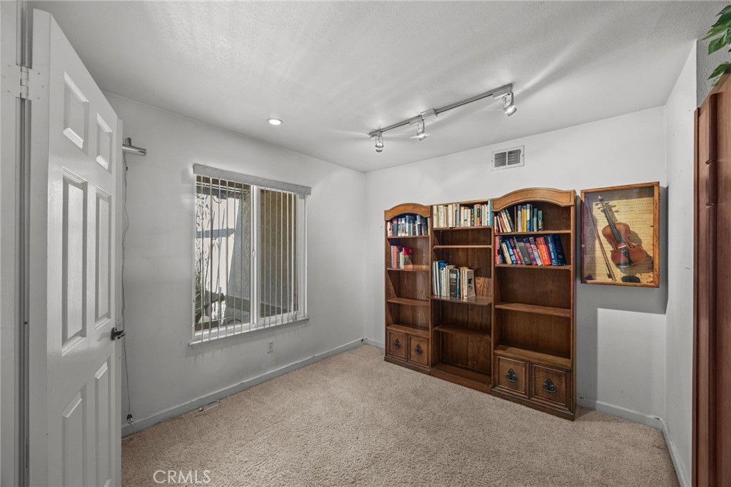 MLS #IG25250921 image #30