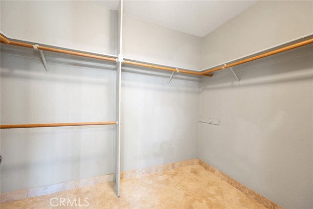 5795 Blackbird Lane, La Verne CA: https://media.crmls.org/medias/e65be91e-9273-4c0a-94d8-be123c3106aa.jpg