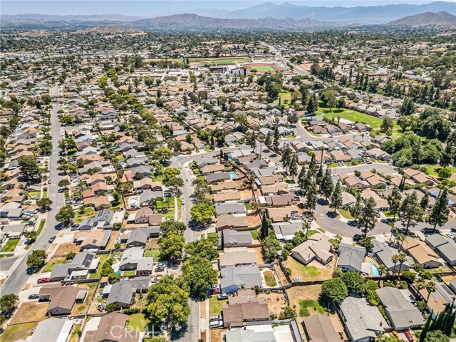 Detail Gallery Image 30 of 30 For 6903 Crest Ave, Riverside,  CA 92503 - 4 Beds | 2 Baths