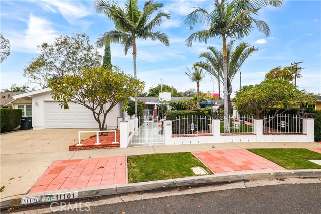 Front Image Thumbnail for CRPW25264440