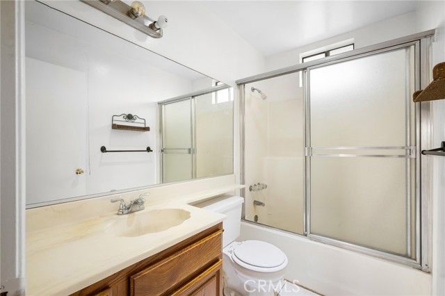 Detail Gallery Image 18 of 21 For 1004 E Garfield #5,  Glendale,  CA 91205 - 2 Beds | 2 Baths
