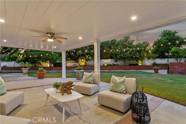9631 James Circle, Villa Park CA: https://media.crmls.org/medias/e65f5316-bcf9-4cb3-a540-dca170cb7b3f.jpg