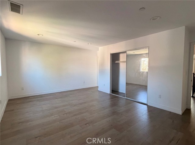 Detail Gallery Image 8 of 12 For 3527 3/4 Siskiyou, Los Angeles,  CA 90023 - 3 Beds | 3 Baths