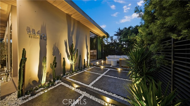 Detail Gallery Image 39 of 45 For 8840 Ashcroft Ave, West Hollywood,  CA 90048 - 3 Beds | 4 Baths