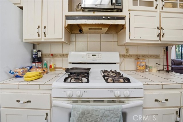 Detail Gallery Image 19 of 55 For 4400 Harrison Canyon, San Bernardino,  CA 92404 - 3 Beds | 1 Baths