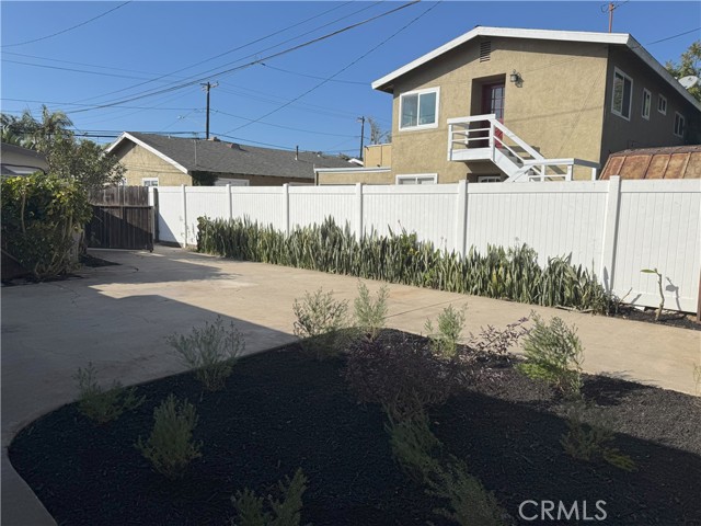 Detail Gallery Image 21 of 26 For 380 E 20th St, Costa Mesa,  CA 92627 - – Beds | – Baths