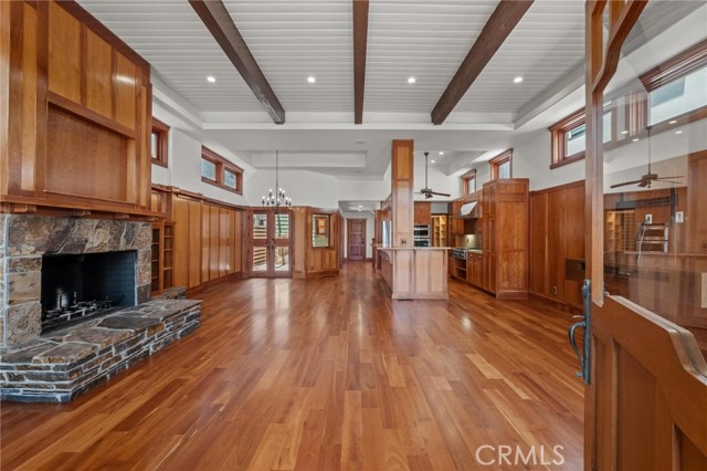 401 8th Street, Manhattan Beach CA: https://media.crmls.org/medias/e66110b6-2c8c-42e8-bf40-7c7d7d28dedb.jpg