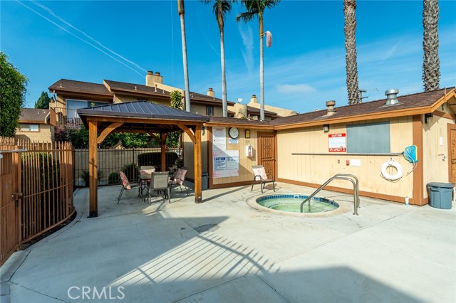 Detail Gallery Image 29 of 31 For 12421 Ramona, Hawthorne,  CA 90250 - 3 Beds | 3 Baths