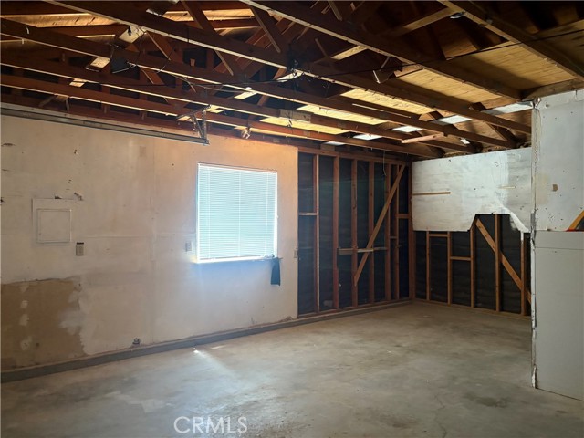 13508 Mohawk Road, Apple Valley CA: https://media.crmls.org/medias/e662c8bc-9c93-4767-8339-d8857c71d309.jpg