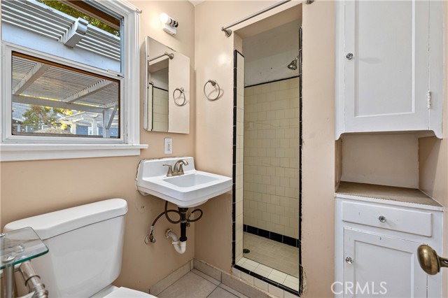 Detail Gallery Image 33 of 65 For 548 N 2nd, Upland,  CA 91786 - – Beds | – Baths