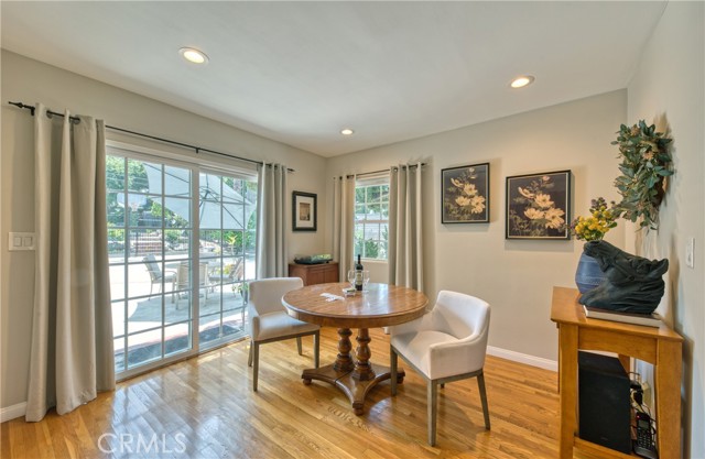 430 N Canyon Boulevard, Monrovia CA: https://media.crmls.org/medias/e663fd1a-bcf0-4624-87c1-c4def6ebe0aa.jpg