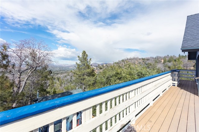 Detail Gallery Image 10 of 46 For 1243 Klondike Dr, Lake Arrowhead,  CA 92352 - 6 Beds | 4/1 Baths