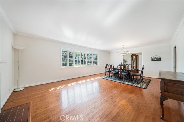 Detail Gallery Image 11 of 52 For 178 N Monterey Rd, Orange,  CA 92866 - 4 Beds | 4 Baths