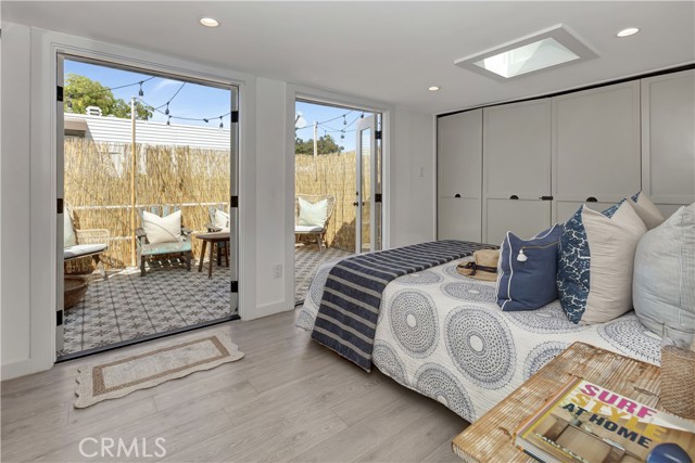 Detail Gallery Image 12 of 34 For 265 Mayflower, Newport Beach,  CA 92660 - 2 Beds | 2 Baths