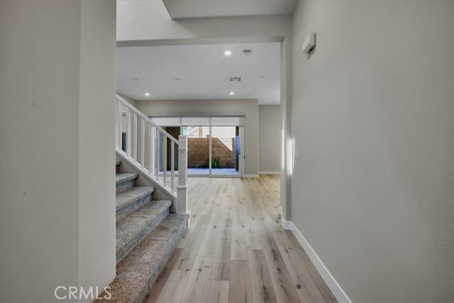 670 Athos, Lake Forest CA: https://media.crmls.org/medias/e6654c91-cd4d-4e38-bbfe-65f11ab2c008.jpg