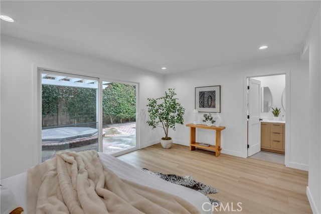 Image 18 of 50 For 20441 Whitetree Circle