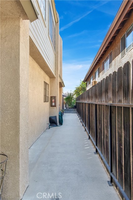1351 Carlton Drive photo 6