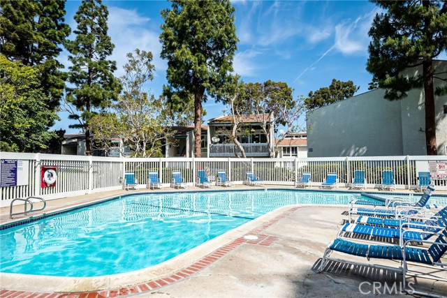 800 Camino Real, Redondo Beach, California 90277, 1 Bedroom Bedrooms, ,1 BathroomBathrooms,Residential,Sold,Camino Real,SB23189640