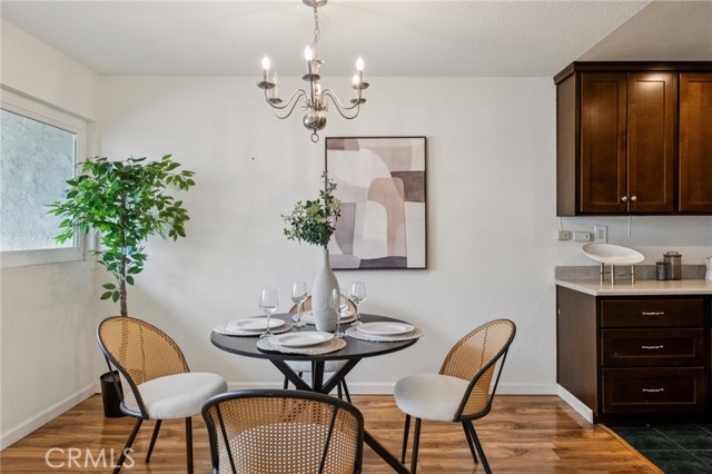 Detail Gallery Image 9 of 40 For 125 S Sierra Madre #215,  Pasadena,  CA 91107 - 2 Beds | 2 Baths