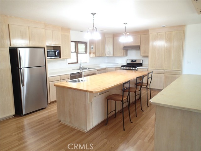Detail Gallery Image 8 of 54 For 1718 Robinson Mill Rd, Bangor,  CA 95914 - 3 Beds | 2/1 Baths