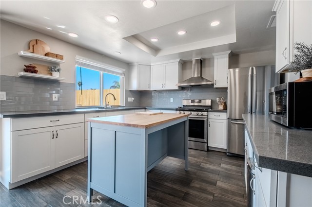 Detail Gallery Image 9 of 30 For 5829 Quiroz, Jurupa Valley,  CA 92509 - 3 Beds | 2 Baths