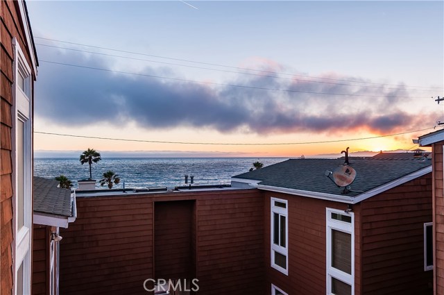 4218 Ocean Drive, Manhattan Beach, California 90266, ,Residential Income,Sold,Ocean Drive,SB17135275