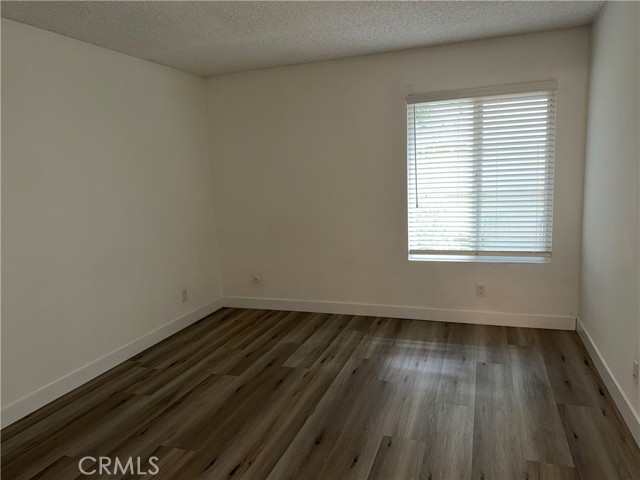 22330 Victory Boulevard, 803 photo 7