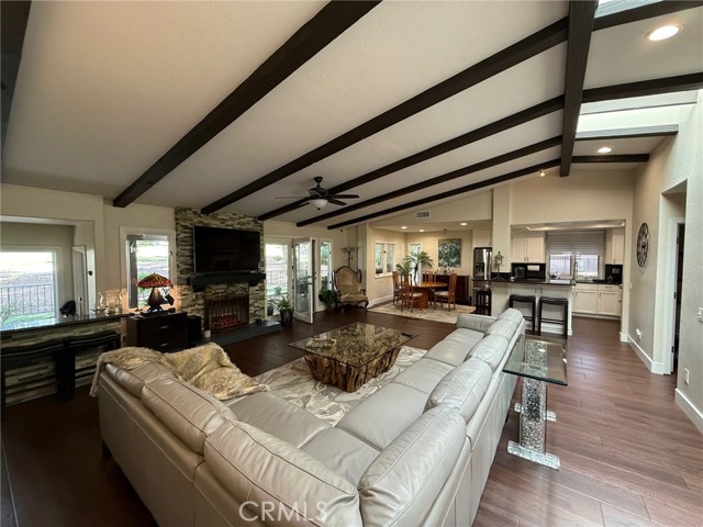 Image 2 of 10 For 38220 Oaktree Loop