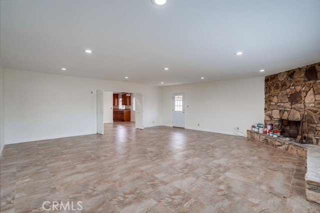 650 W Florence Avenue, La Habra CA: https://media.crmls.org/medias/e669ee9b-1406-42d4-a388-14a68219836c.jpg