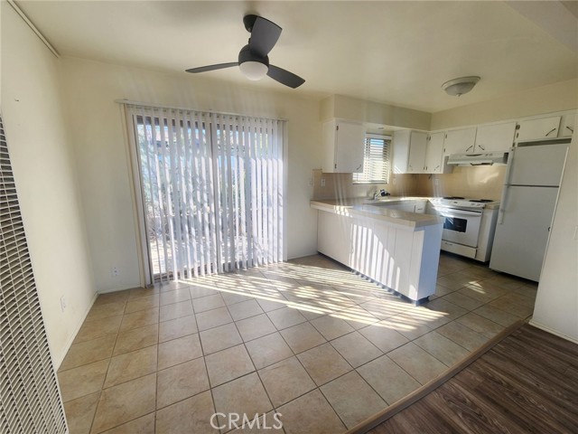 Detail Gallery Image 5 of 8 For 73636 Cactus #E,  Twentynine Palms,  CA 92277 - 1 Beds | 1 Baths