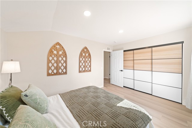 Image 20 of 38 For 24851 Stem  