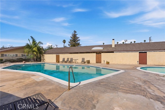 Detail Gallery Image 8 of 9 For 134 S Magnolia 4c,  Anaheim,  CA 92804 - 3 Beds | 2 Baths