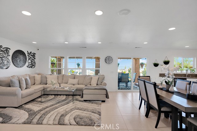 2727 Goldenrain Street, Palmdale CA: https://media.crmls.org/medias/e66ac35f-ef03-4bd3-af2d-53e1e21d38c9.jpg