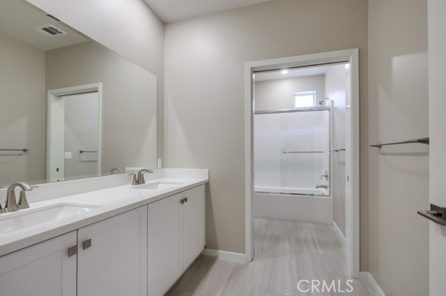 Detail Gallery Image 43 of 75 For 120 Tribeca, Irvine,  CA 92612 - 3 Beds | 3 Baths