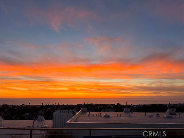 736 Gould Avenue, Hermosa Beach, California 90254, 3 Bedrooms Bedrooms, ,2 BathroomsBathrooms,Residential,For Sale,Gould,SB24181938