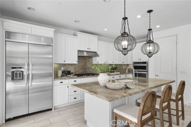 12 Gardenia, Lake Forest CA: https://media.crmls.org/medias/e66b82f6-482c-4004-8259-a69d52d63ff8.jpg