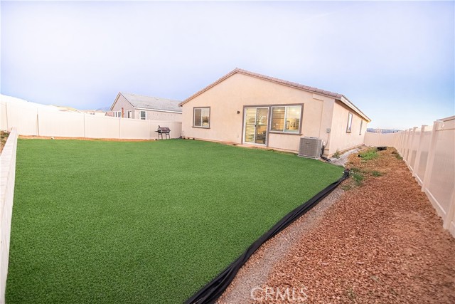 Detail Gallery Image 25 of 28 For 5183 Beech Ln, Banning,  CA 92220 - 3 Beds | 2/1 Baths