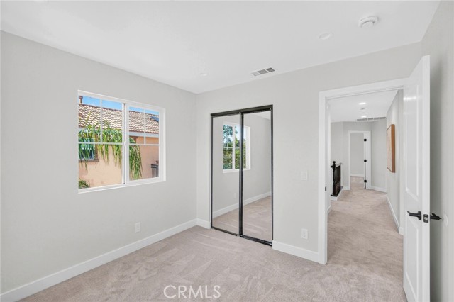 1324 Estel photo 25