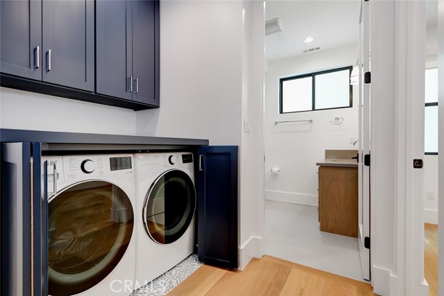 2621 Gates Avenue, Redondo Beach, California 90278, 4 Bedrooms Bedrooms, ,3 BathroomsBathrooms,Residential,Sold,Gates,PV23085381