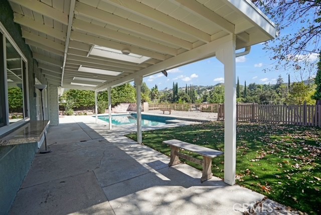 Detail Gallery Image 35 of 40 For 22740 Liberty Bell Rd, Calabasas,  CA 91302 - 5 Beds | 3 Baths