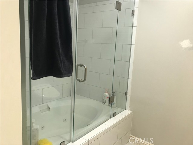 Detail Gallery Image 10 of 10 For 9201 Florence Ave #102,  Downey,  CA 90240 - 3 Beds | 2/1 Baths