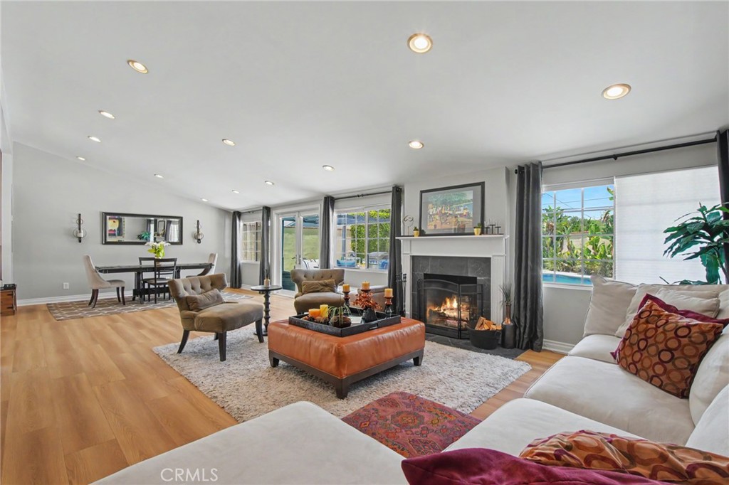 MLS #SR26158579 image #8