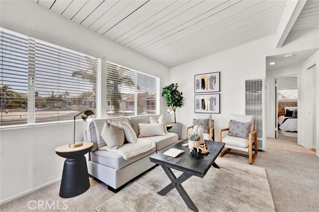 300 34th Street, Newport Beach CA: https://media.crmls.org/medias/e66e53bf-4c93-4f68-9eae-da832945bc7c.jpg