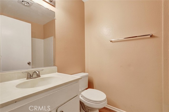 Detail Gallery Image 6 of 23 For 450 E 4th St #334,  Santa Ana,  CA 92701 - 2 Beds | 2 Baths