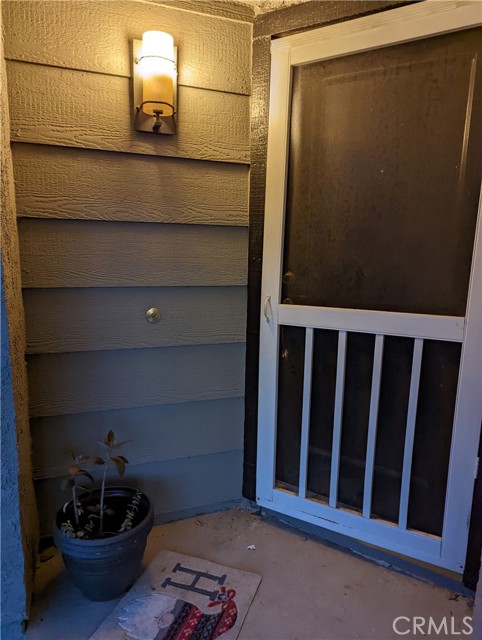 Detail Gallery Image 7 of 12 For 808 Atchison, Colton,  CA 92324 - 3 Beds | 2/1 Baths