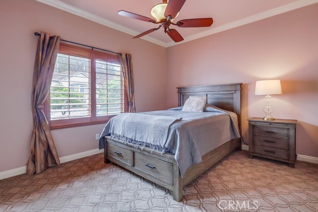 1129 Capitol Drive, San Pedro CA: https://media.crmls.org/medias/e66ed4ba-d70b-4e49-ae64-3b44a1fe65b8.jpg