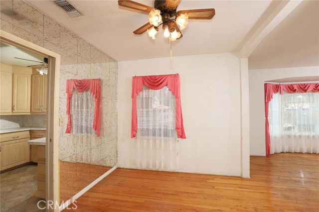 10636 Sable Avenue photo 7