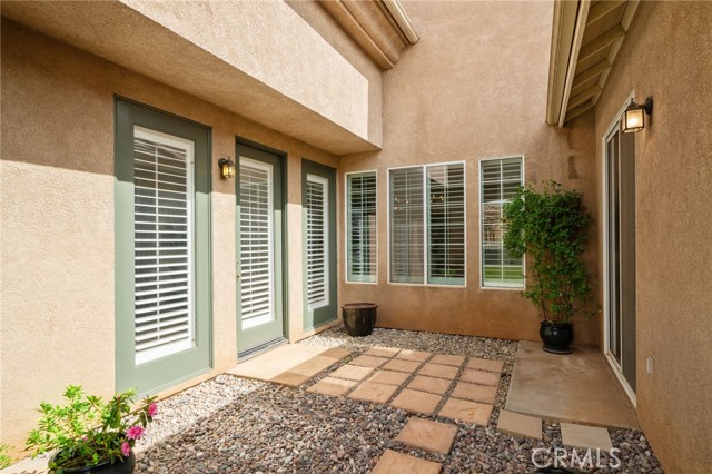 Detail Gallery Image 4 of 36 For 12953 Lynd Ct, Yucaipa,  CA 92399 - 4 Beds | 3/1 Baths