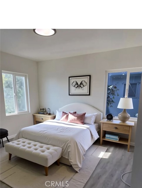 127 S Oxford Avenue, Los Angeles CA: https://media.crmls.org/medias/e66eef36-7b9e-435b-9fb8-fc508f251fec.jpg