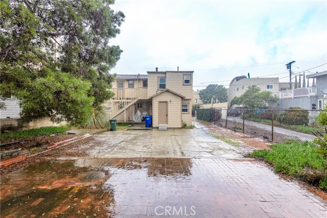 1610 Loma Drive, Hermosa Beach, California 90254, ,Residential Income,Sold,Loma,SB17005225